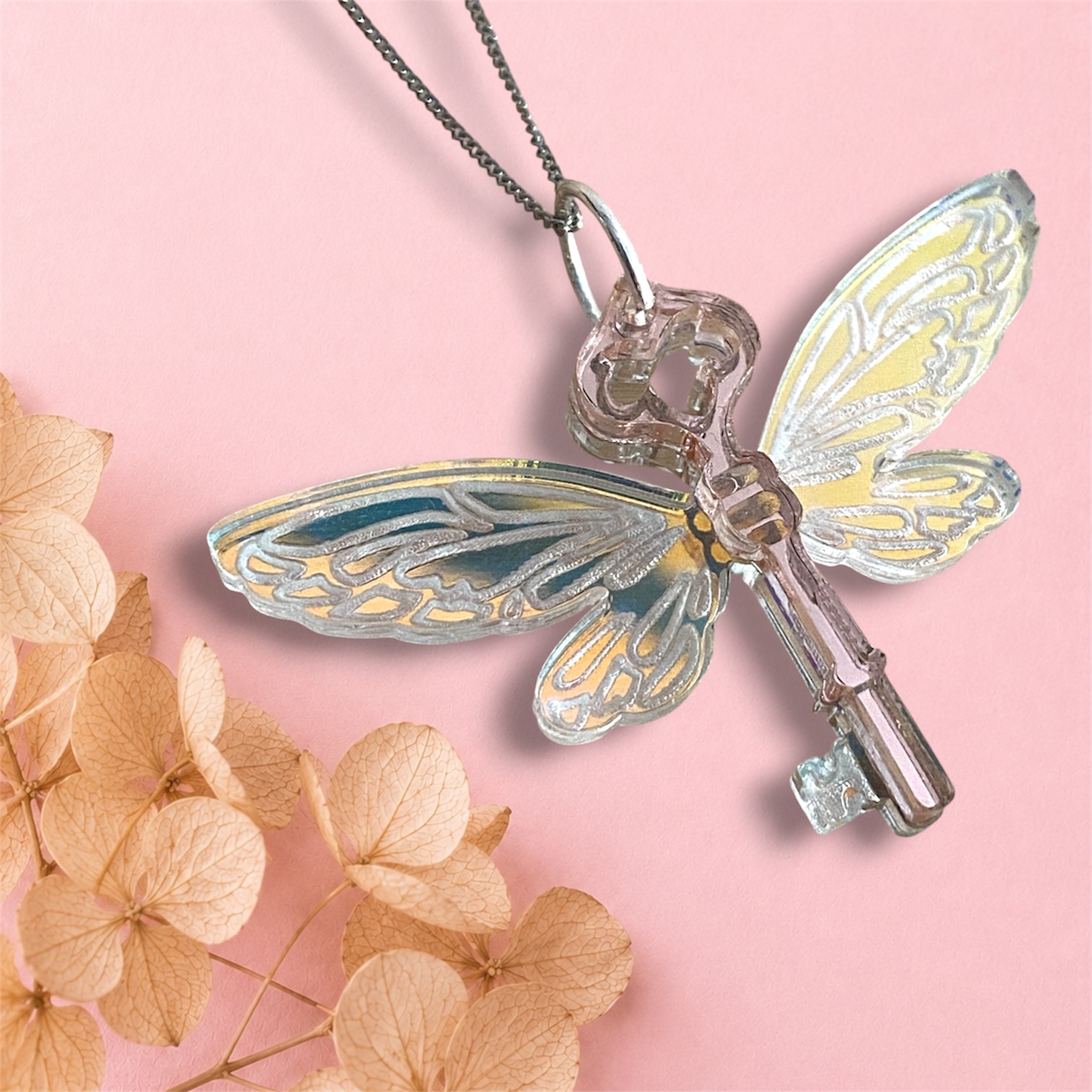 LLAVE ALADA (Collar)